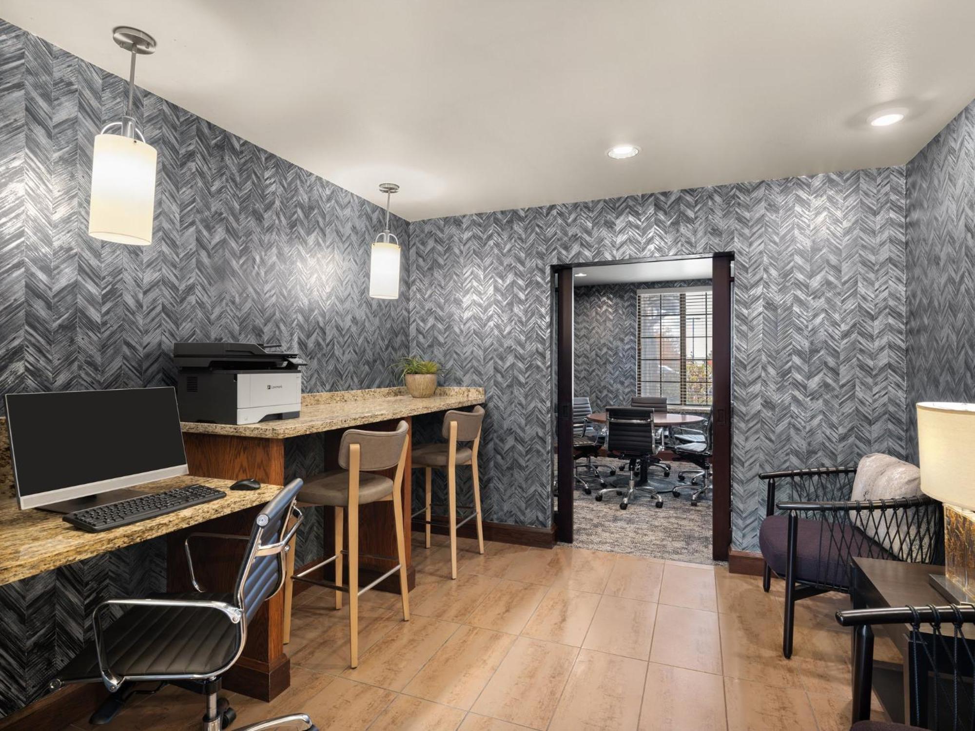 Staybridge Suites Midvale By Ihg Eksteriør billede
