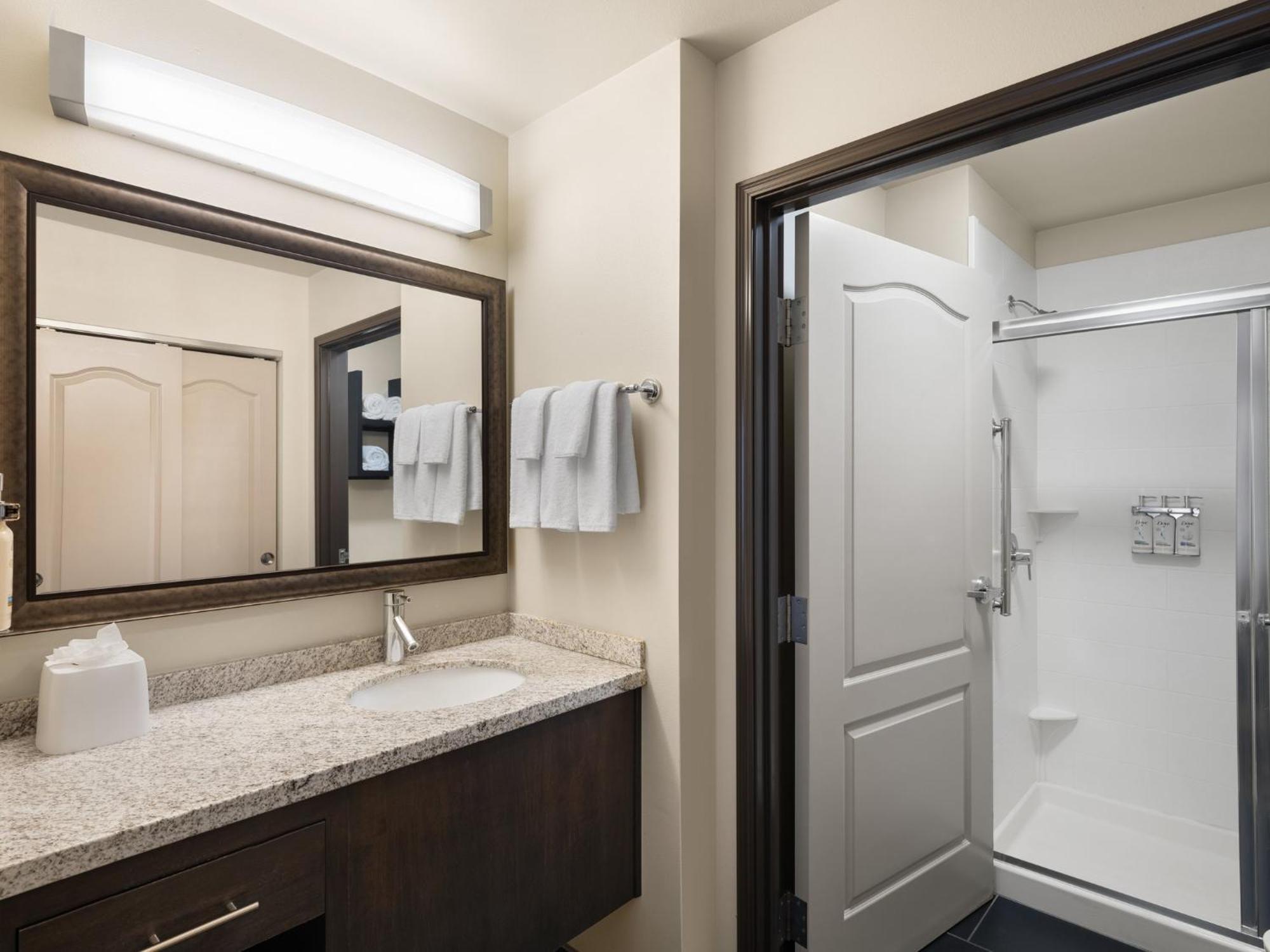 Staybridge Suites Midvale By Ihg Eksteriør billede