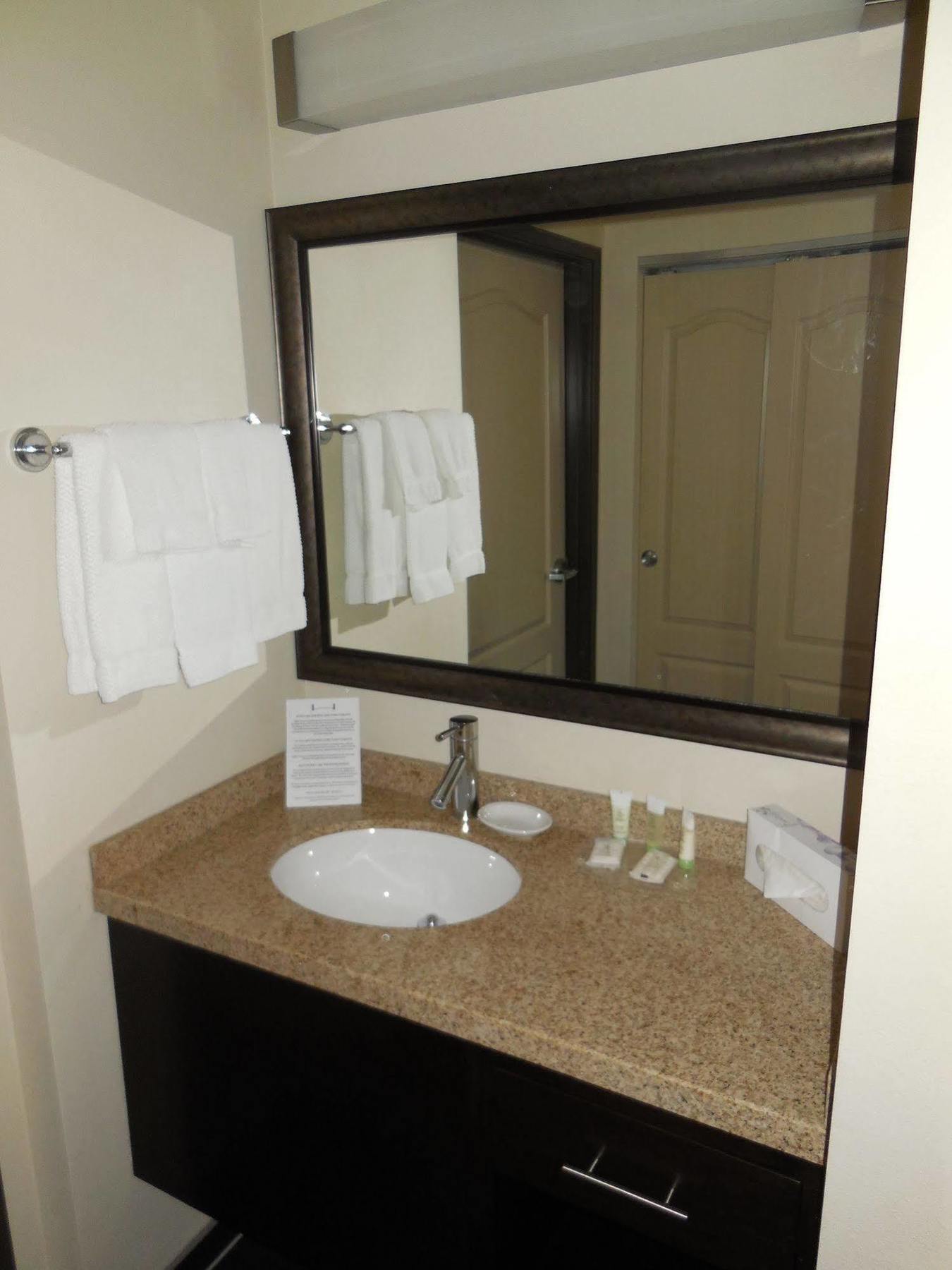 Staybridge Suites Midvale By Ihg Eksteriør billede